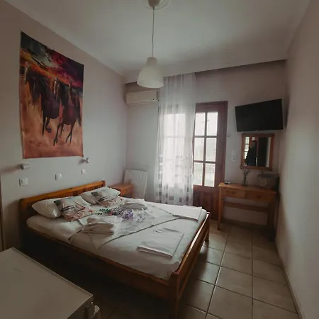 Thoma-is * Limenária