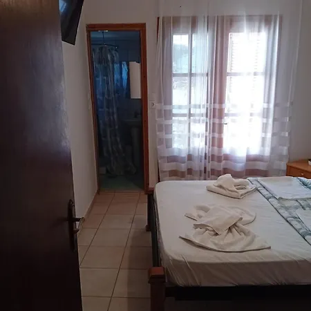 Thoma-is * Λιμενάρια