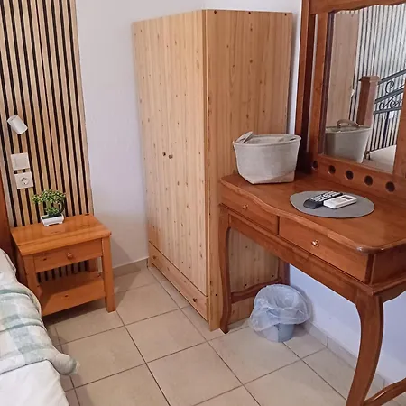 Thoma-is * Λιμενάρια