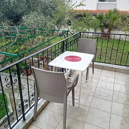 Appartamento Thoma-is *