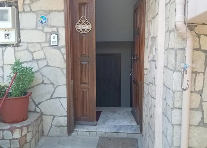 Апартаменты Thoma-is Лименария