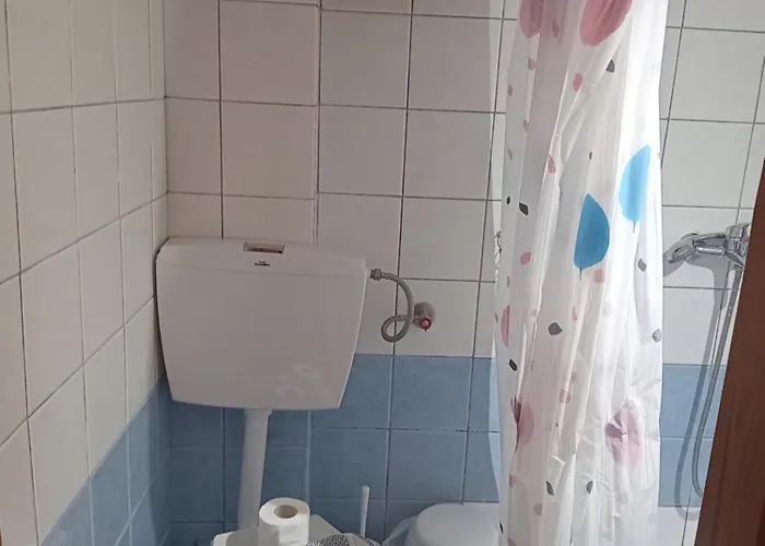 Thoma-is Лименария